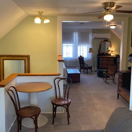 The Grey Swan Inn Llc Blackstone Экстерьер фото