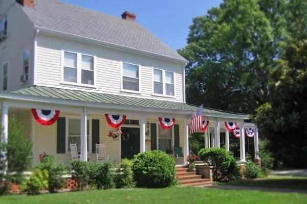 The Grey Swan Inn Llc Blackstone Экстерьер фото